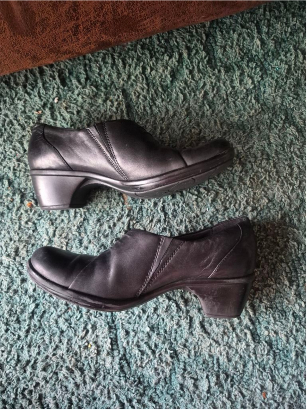 Clarks Women's Black Leather Shoes Ankle Booties Clogs 6M - Picture 8 of 16
